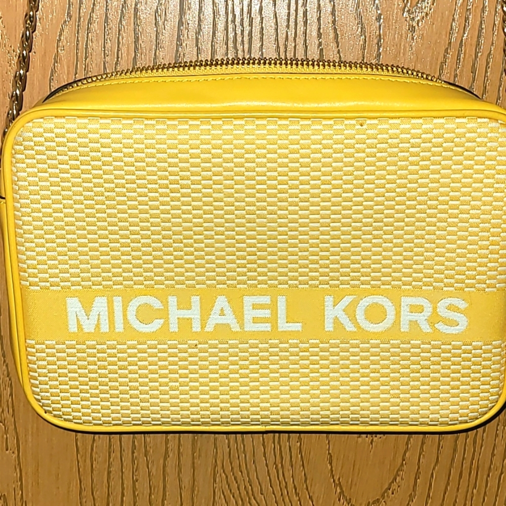 MICHAEL KORS CROSSBODY
